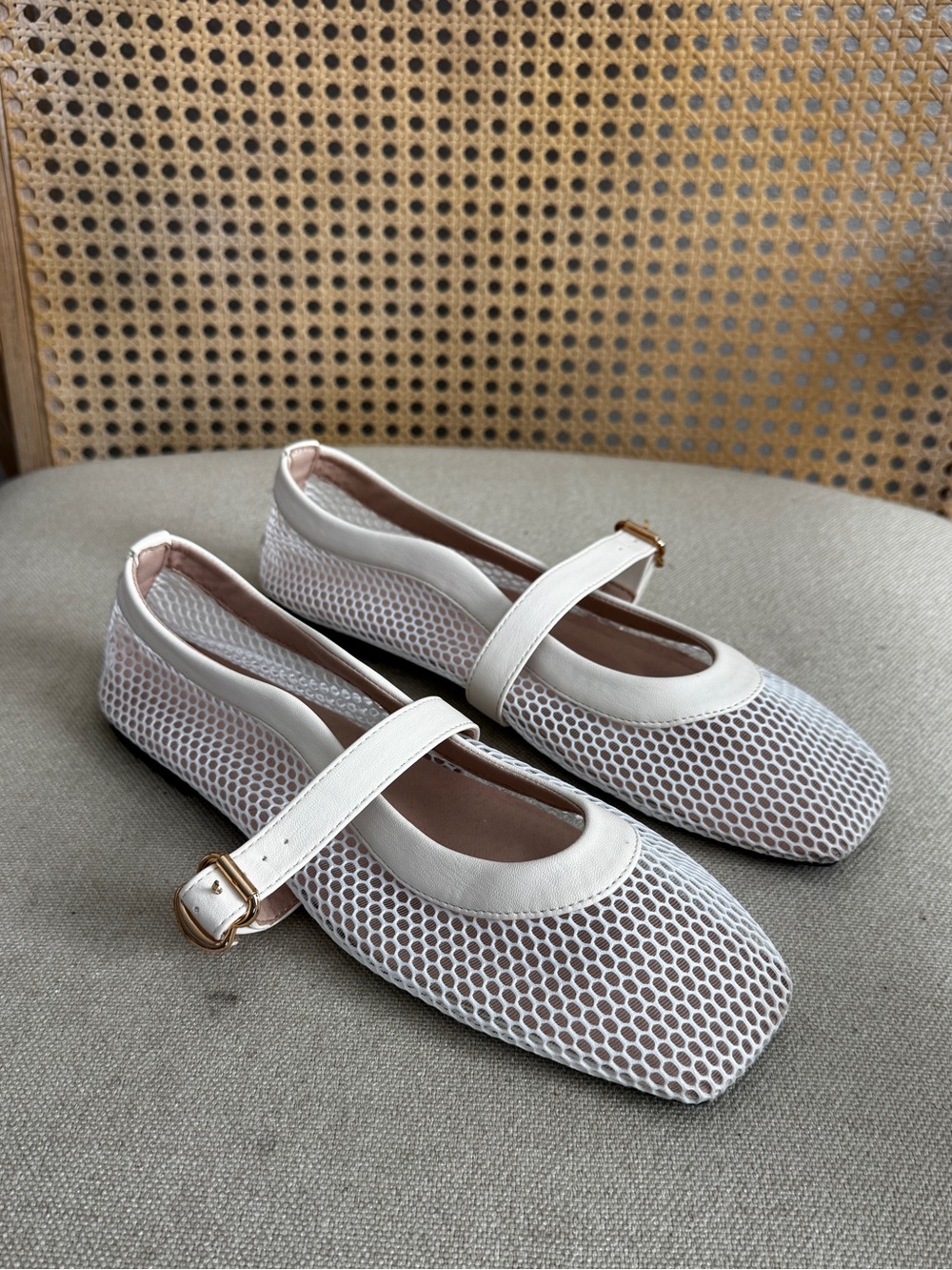 White Mesh Mary Jane Ballet Flats Square Toe Buckle Strap Size 9.5 / 10 EU 41